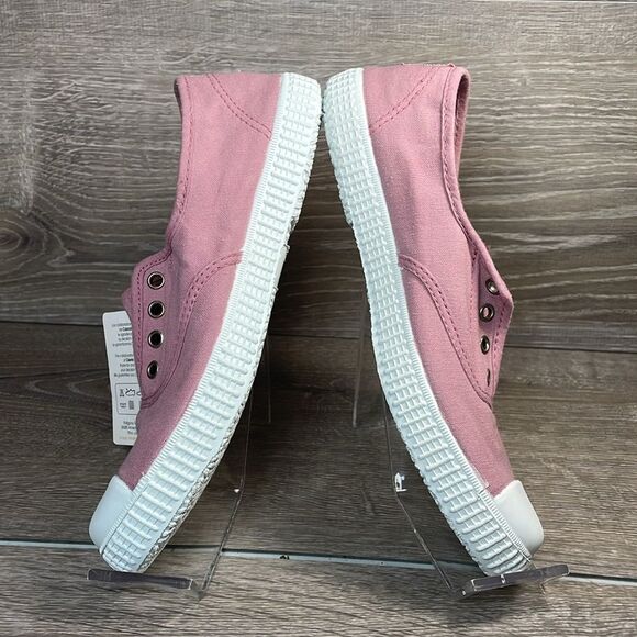 NEW Cienta Pink Canvas Big Girl Sz 4 Slip On Elastic Cap Toe No Lace Sneakers - Picture 9 of 11